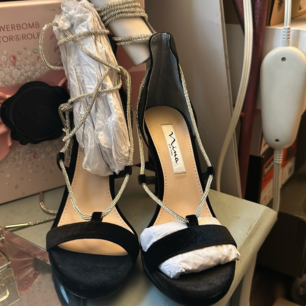 New Nina  New York  Black velvet heels with rhinestone lace ups